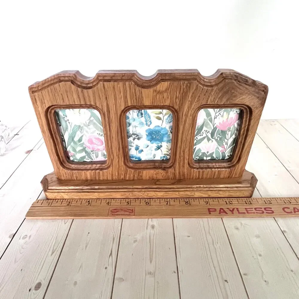 Vintage Triple-Opening Carved Oak Wood Desk Tabletop Photo Frame 2.25x3